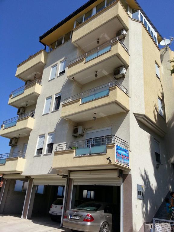 Apartments In Amor Ulcinj Kültér fotó